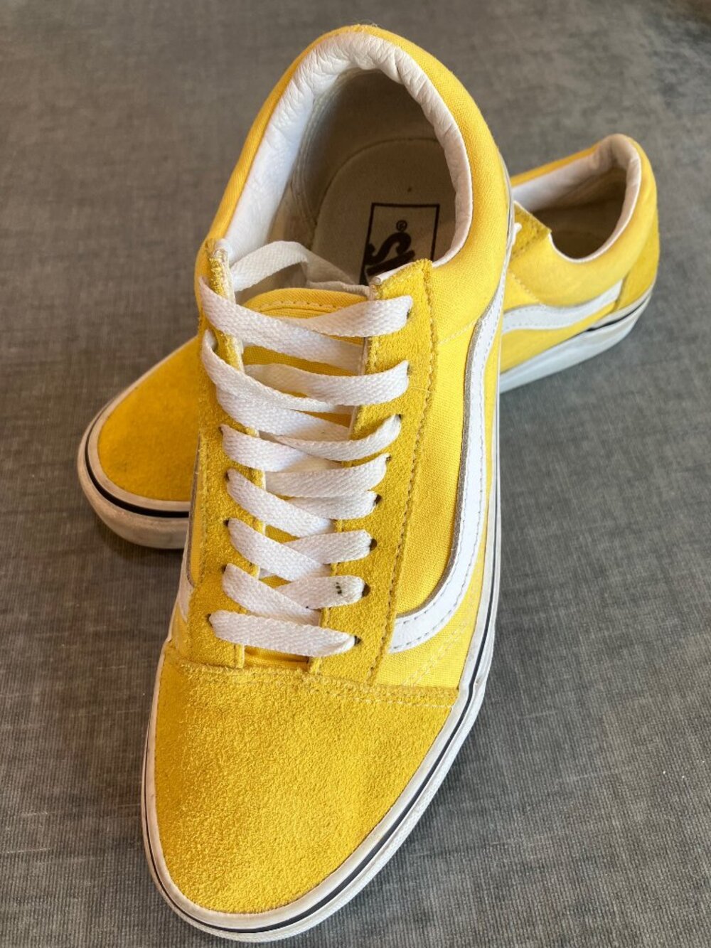 Vans Old Skool Womens 9.5 Yellow White Suede Canvas Low Top Skate Sneakers